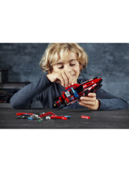 Lego Technic Моторная лодка