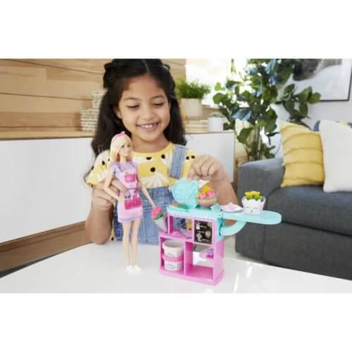Barbie Игровой набор Barbie® Цветочный магазин с Куклой флористом GTN58