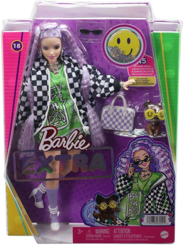 Barbie Экстра в гоночной куртке