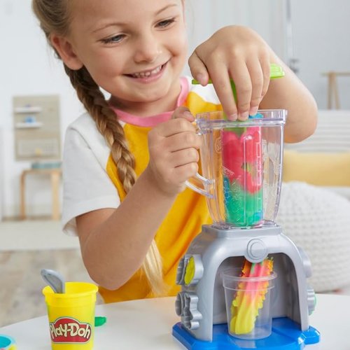 Play-Doh Swirlin’ Smoothies Toy Blender Playset