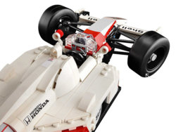 LEGO Icons 10330 McLaren F1 MP4/4 и Айртон Сенна