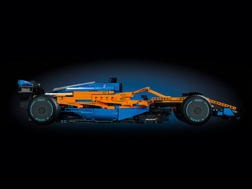 LEGO Technic Гоночный автомобиль McLaren Formula 1™ 42141