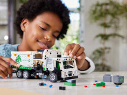 LEGO Technic Электрический мусоровоз Mack ® LR 42167