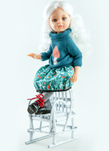 Paola Reina Кукла Сесиль в свитере с мухомором, 32 см