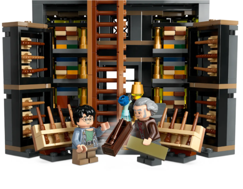 LEGO Harry Potter Мантии Олливандерса и мадам Малкин 76439
